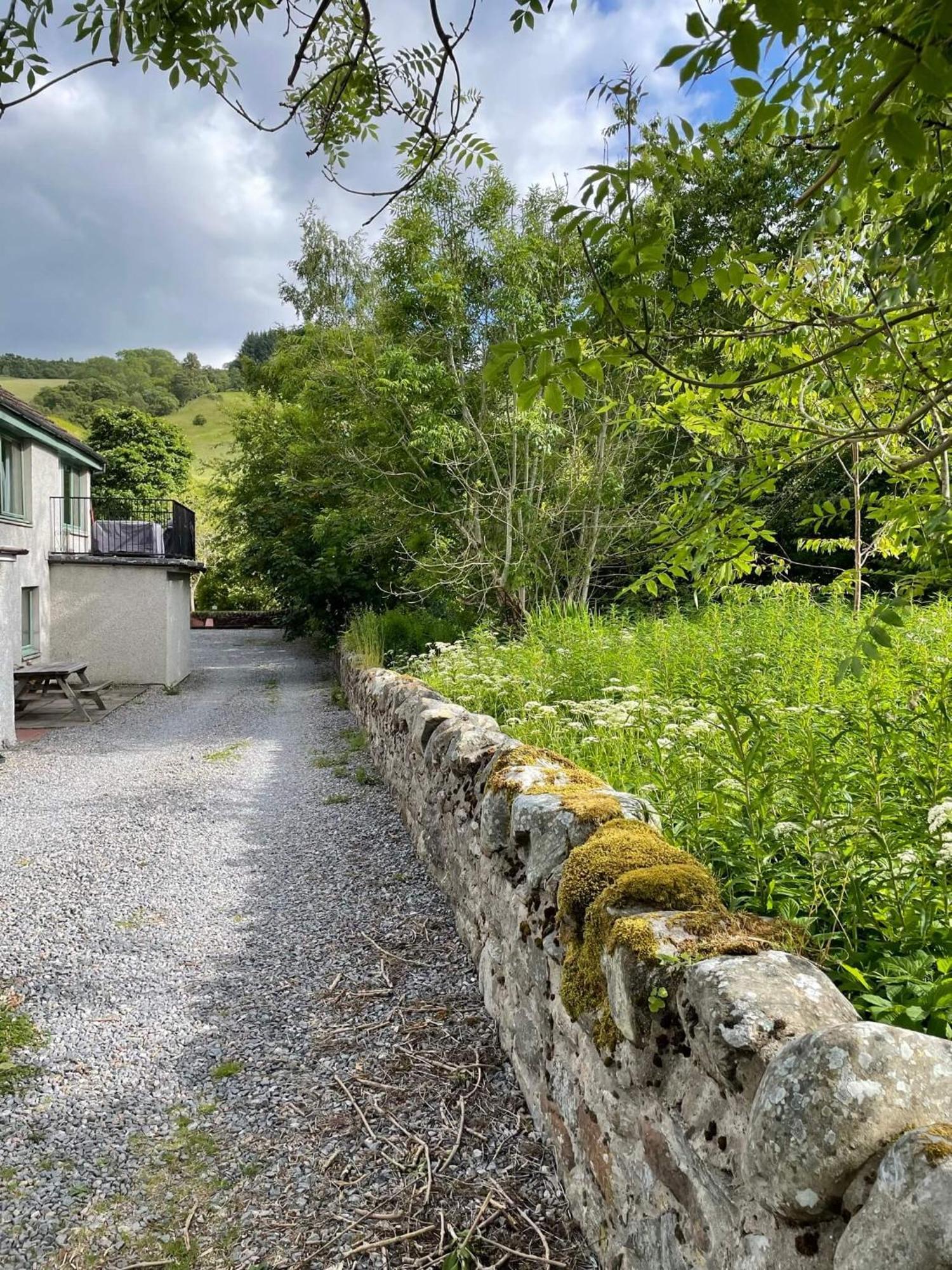 Apartamento Stylish Garden Flat Near Loch Ness Drumnadrochit Exterior foto