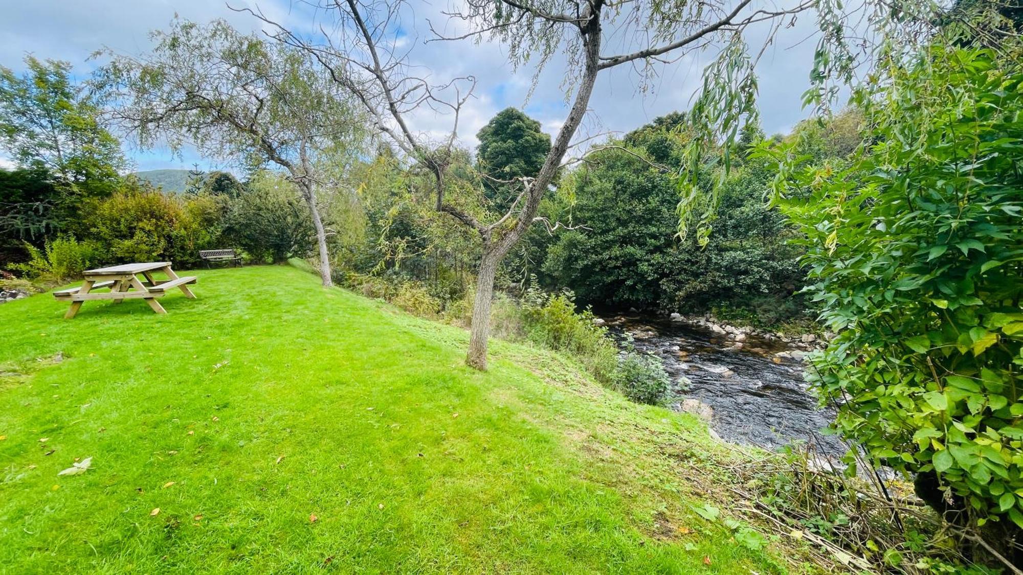 Apartamento Stylish Garden Flat Near Loch Ness Drumnadrochit Exterior foto